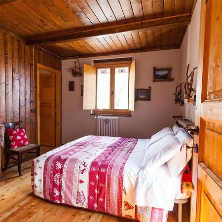 קסטלדלפינו B & B La Guiette מראה חיצוני תמונה