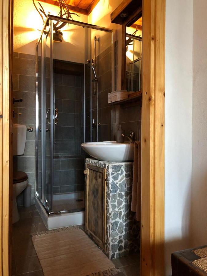 קסטלדלפינו B & B La Guiette מראה חיצוני תמונה