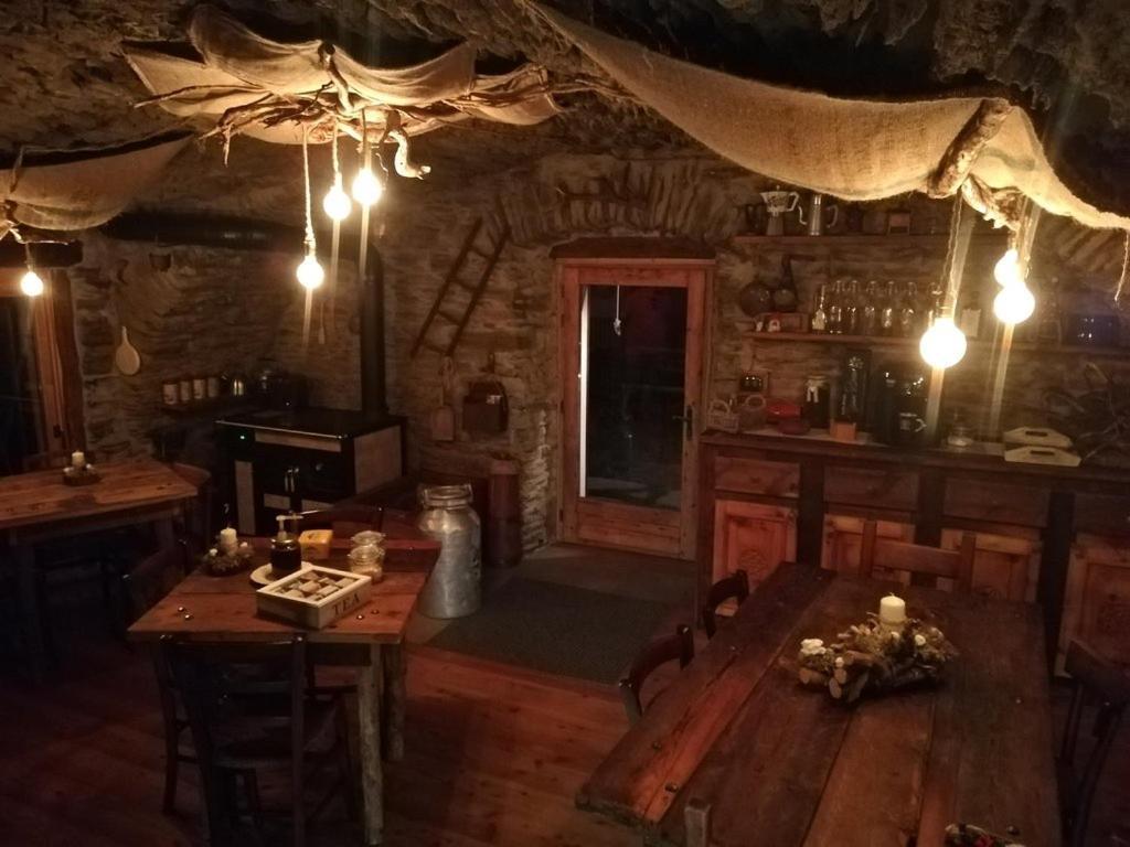 קסטלדלפינו B & B La Guiette מראה חיצוני תמונה